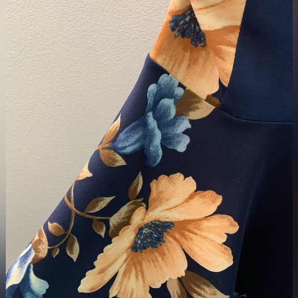 Navy Floral Mini Dress by Trac - Picture 3 of 4